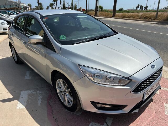 FORD FOCUS TREND PLUS 1.6 TI-VCT AUTO SPANISH LHD IN SPAIN 71000 MILES FFSH 2016